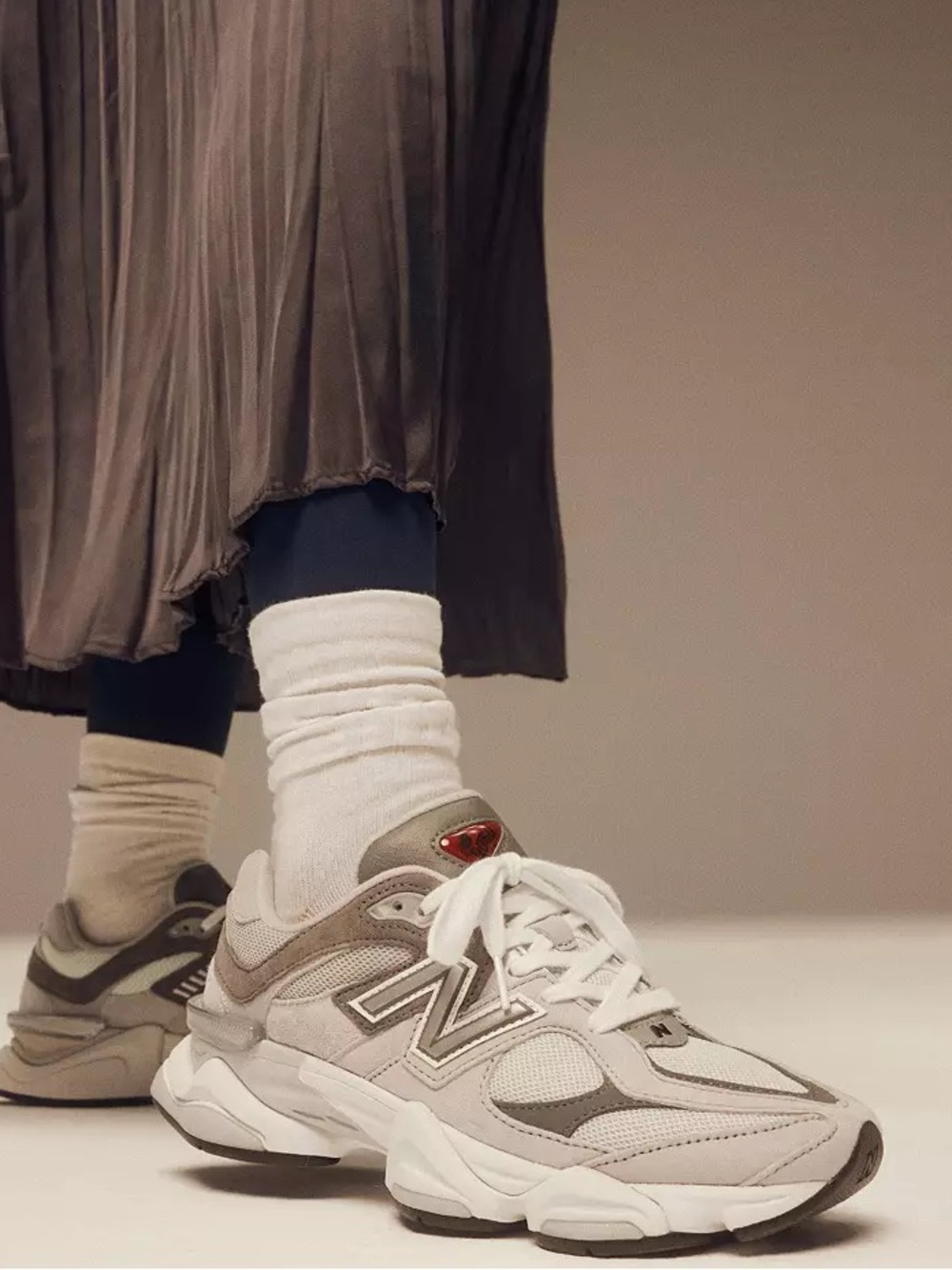 New Balance Women’s 990v5 Grey Athletic Sneakers